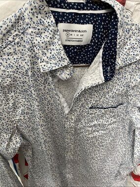 Paper Denim & Cloth White Shirt with Navy Micro Floral and Contrast Collar